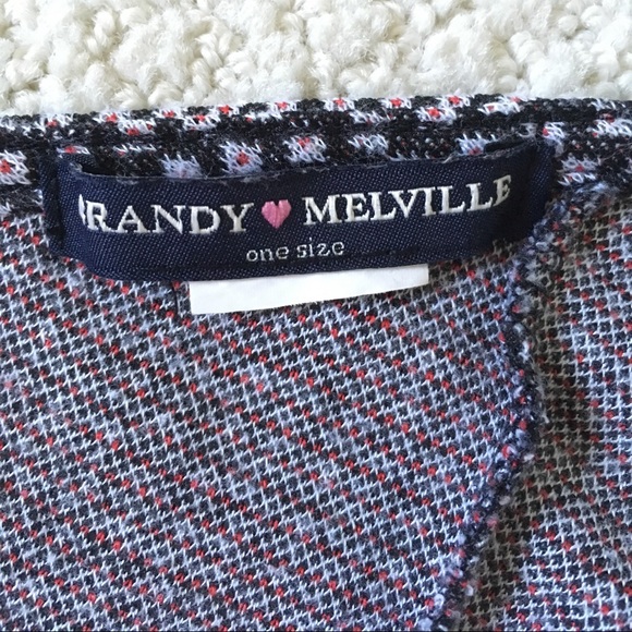 Brandy Melville Crop Top - Picture 5 of 5